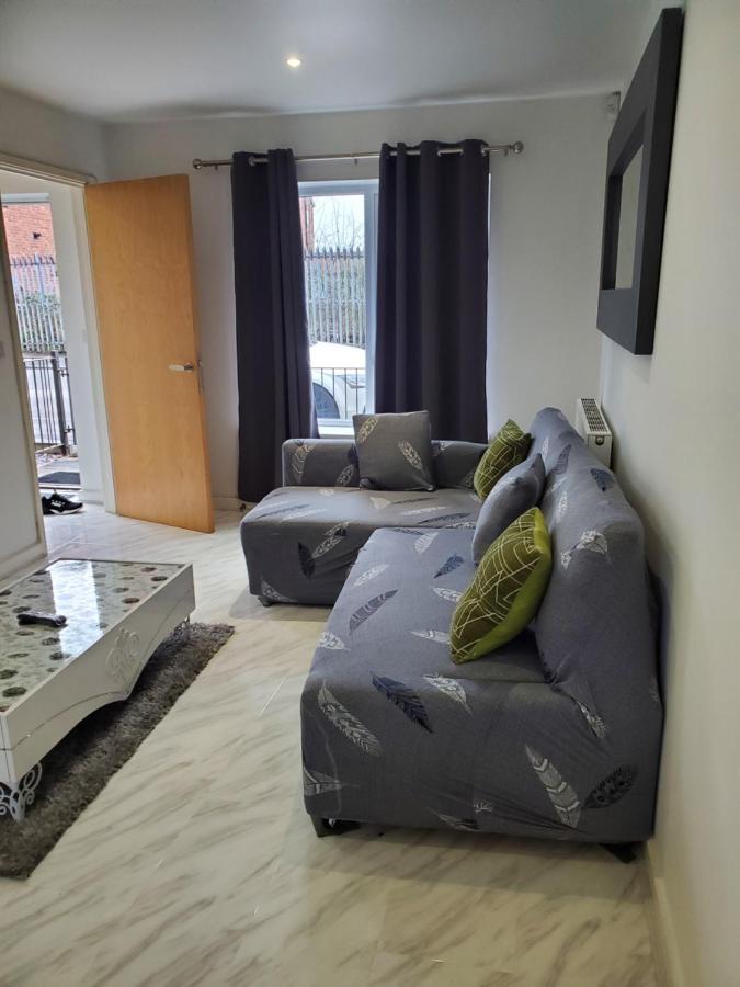 Beautiful & Elegant 2 Bed Room House 맨체스터 외부 사진